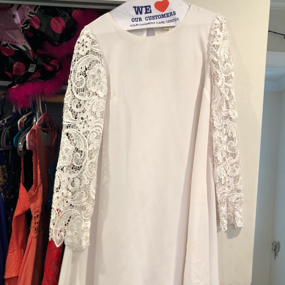 White lace dress